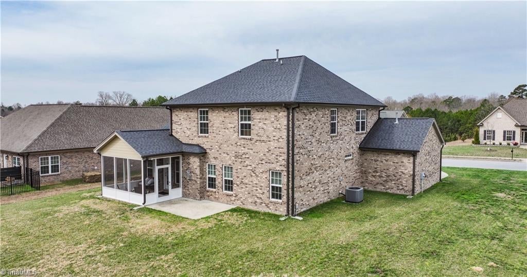 The home at 2826 FALLIN CT HIGH POINT, NC