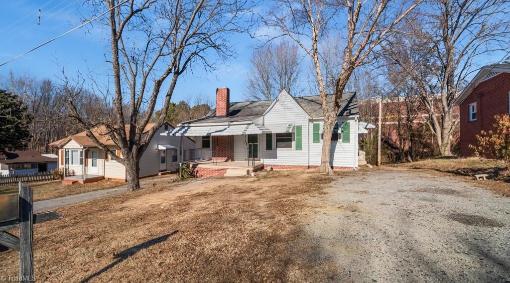 The home at 609 MARTHA PL HIGH POINT, NC