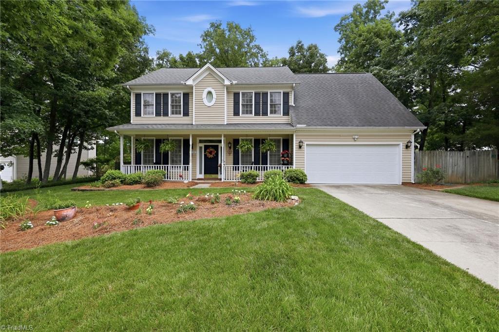The home at 4200 BRENTONSHIRE LN HIGH POINT, NC